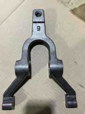 Вилка сцепления КПП ZF 9S